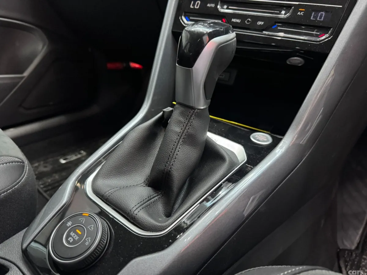 Volkswagen T-Roc SUV, Diesel, 2025, White