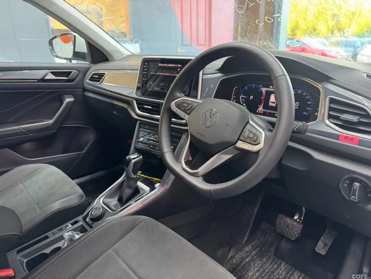Volkswagen T-Roc SUV, Diesel, 2025, White