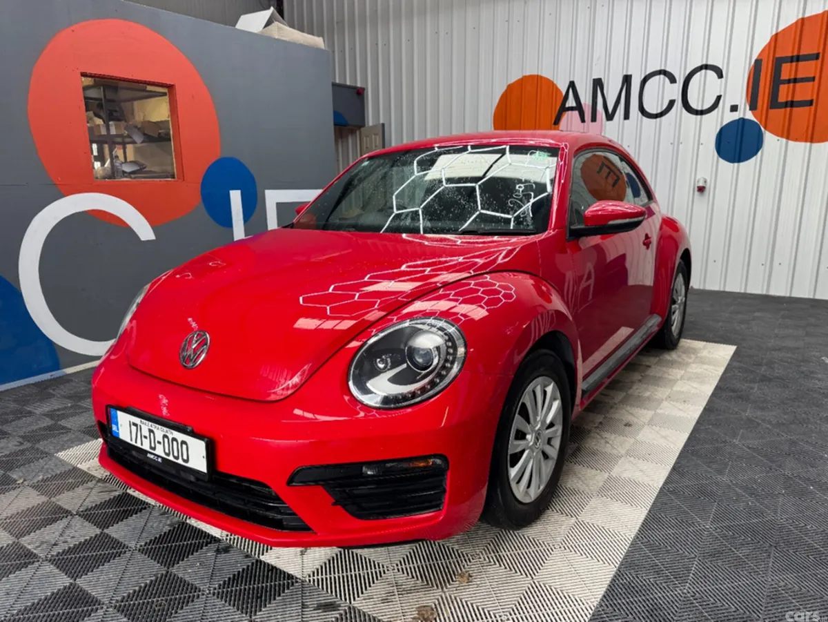 Volkswagen Beetle 2017 VOLKSWAGEN BEETLE 92,000KM, Lusk