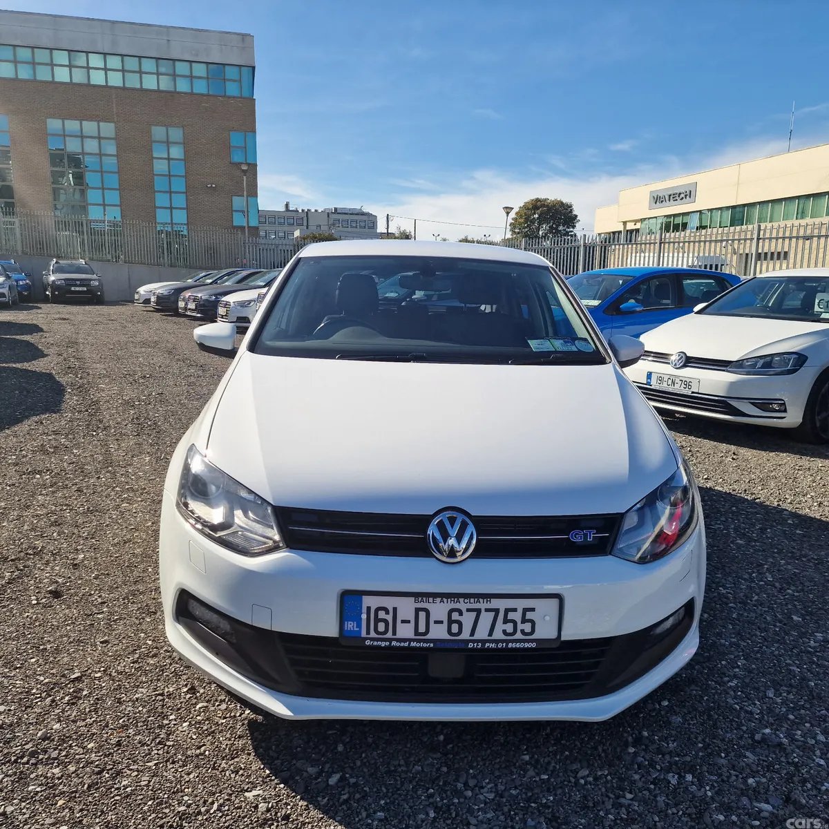 Volkswagen Polo Hatchback, Petrol, 2016, White
