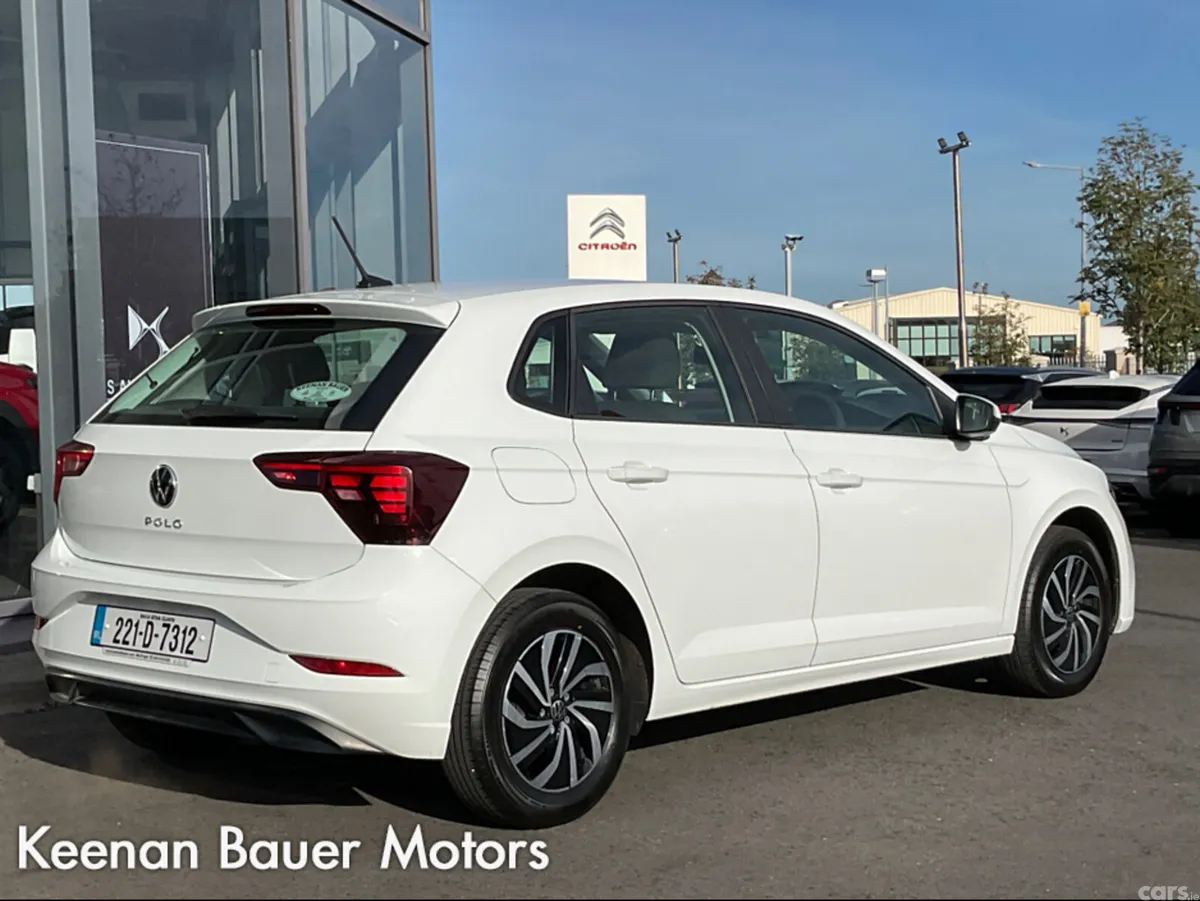 Volkswagen Polo Hatchback, Petrol, 2022, White