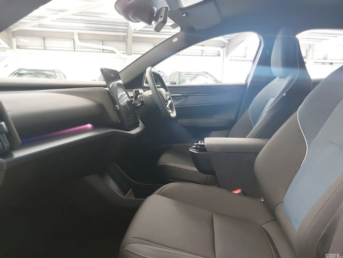 Volvo EX30 SUV, Electric, 2025, White
