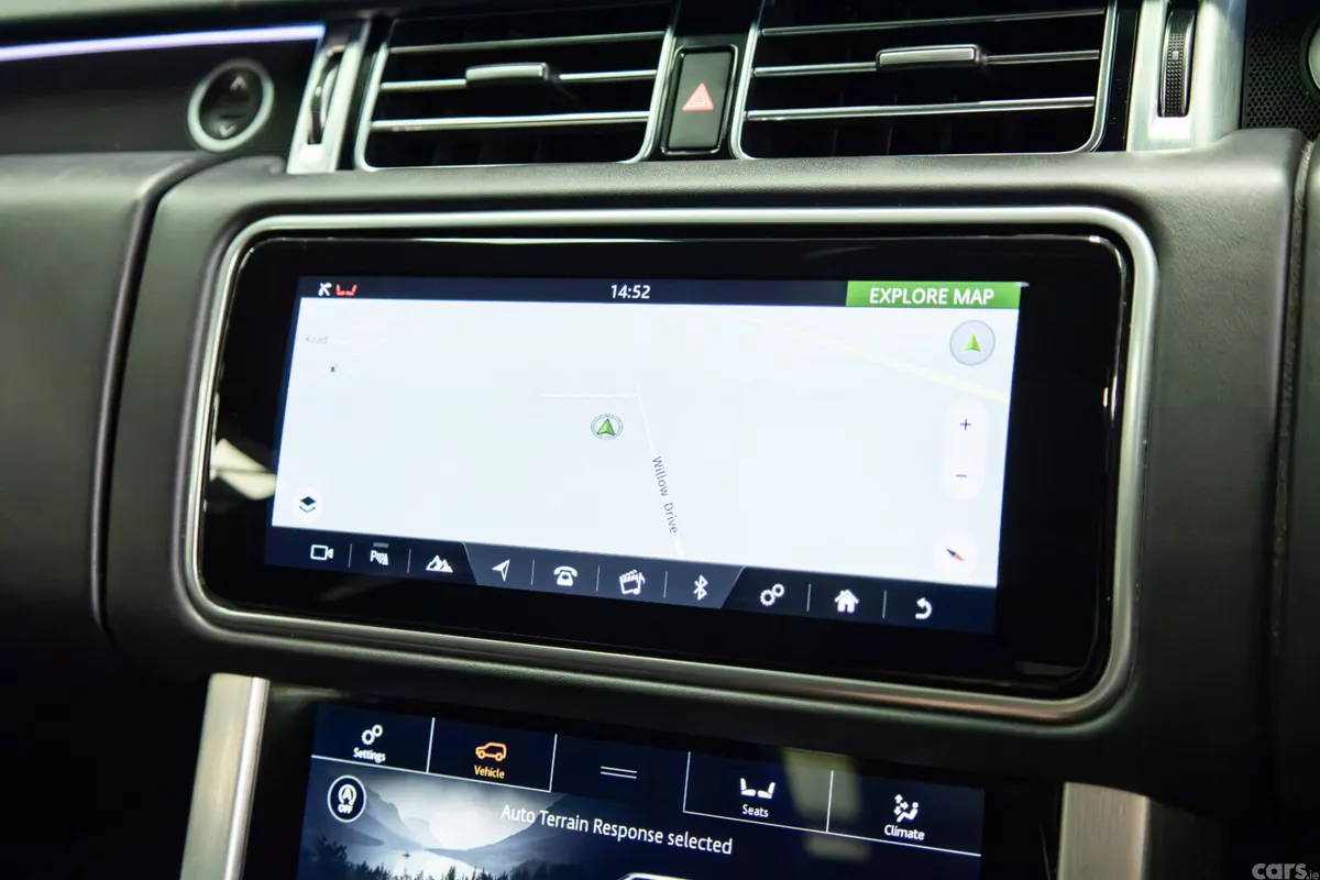 Land Rover Range Rover SUV, Petrol Plug-in Hybrid, 2021, Grey