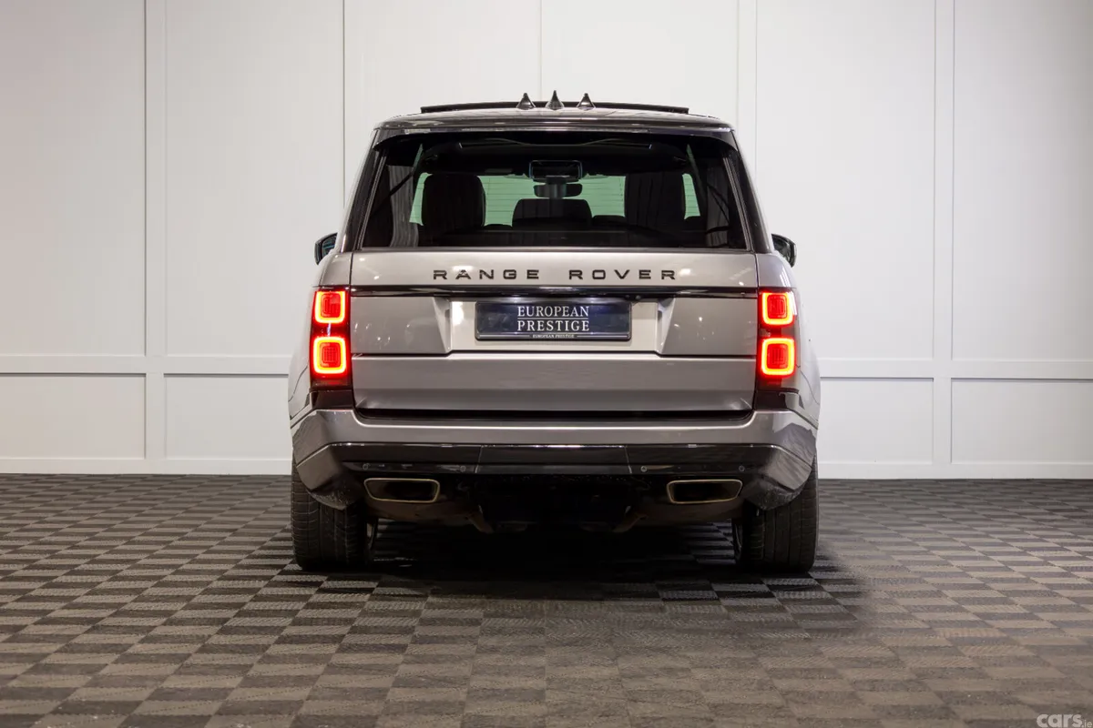 Land Rover Range Rover SUV, Petrol Plug-in Hybrid, 2021, Grey