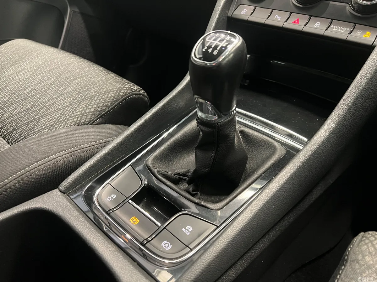 Skoda Karoq Saloon, Diesel, 2024, Black
