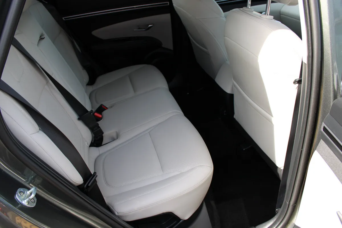 Hyundai Tucson SUV, Diesel, 2021, Grey