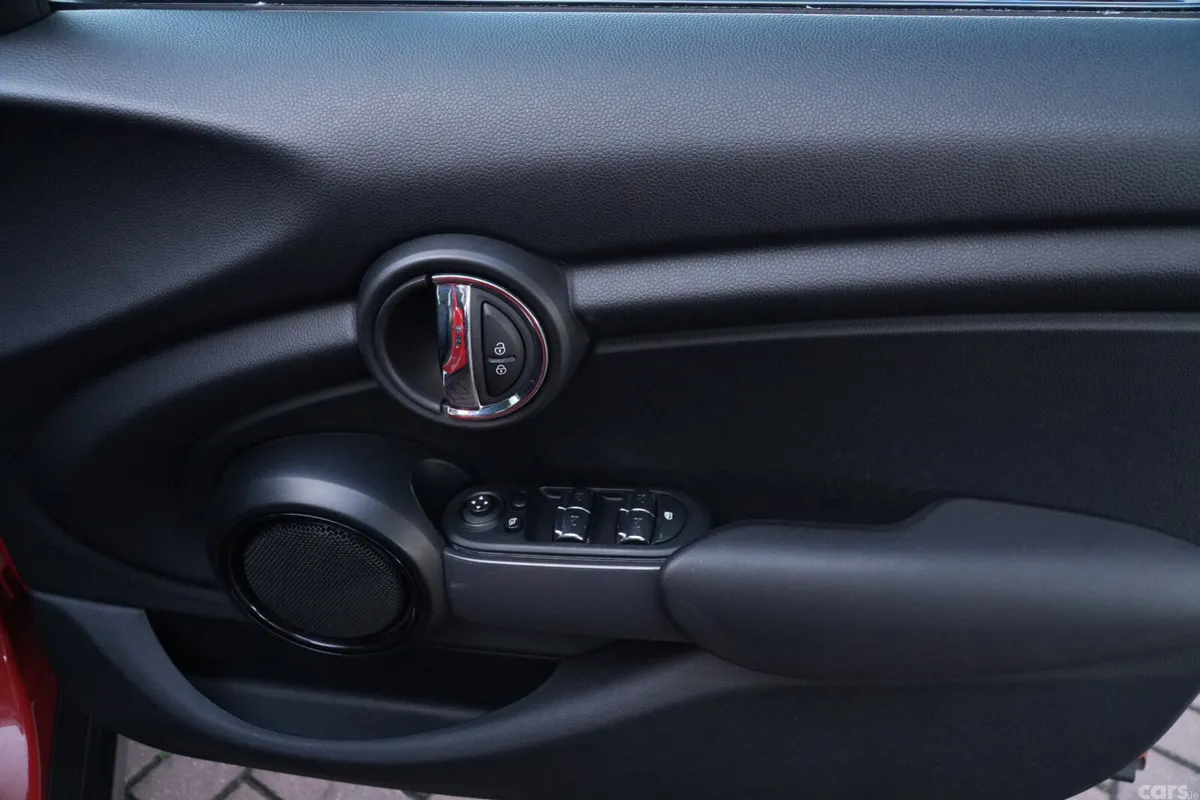 Mini Cooper Hatchback, Petrol, 2019, Red