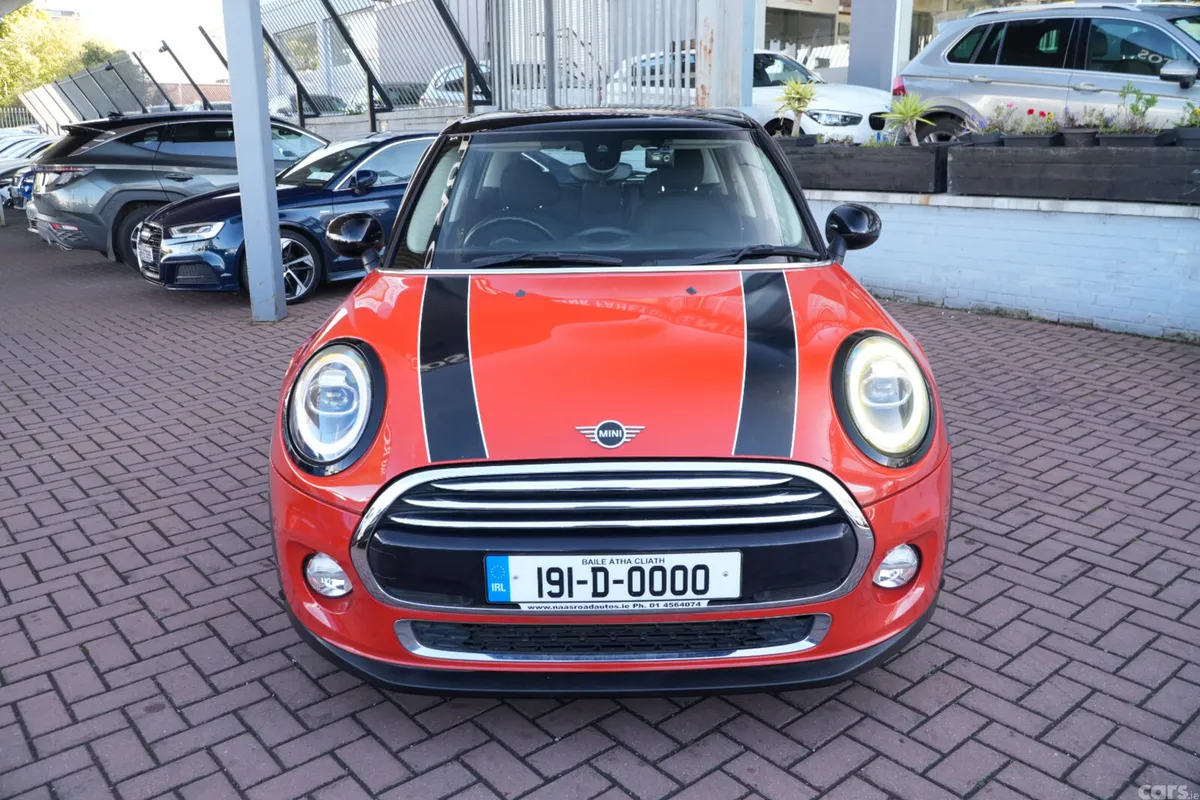 Mini Cooper Hatchback, Petrol, 2019, Red