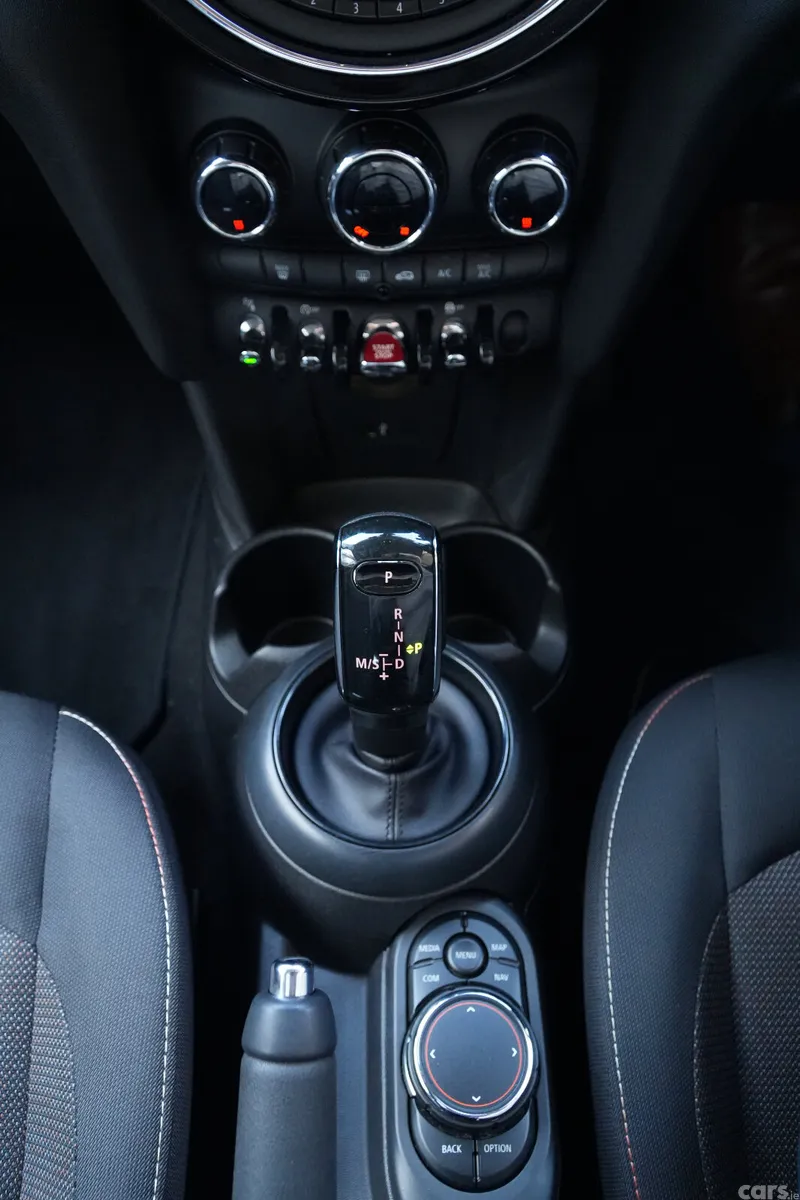Mini Cooper Hatchback, Petrol, 2019, Red