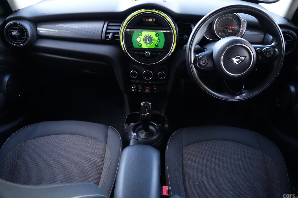 Mini Cooper Hatchback, Petrol, 2019, Red