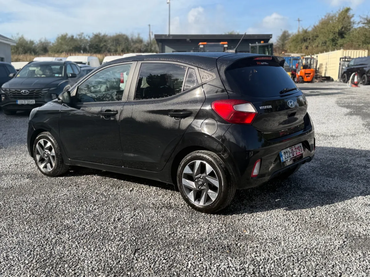 Hyundai i10 Hatchback, Petrol, 2023, Black