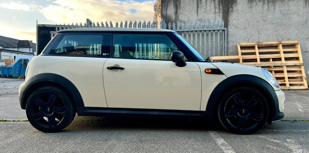 Mini First Hatchback, Petrol, 2010, Beige