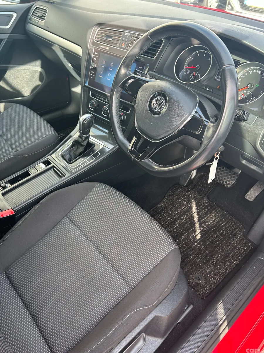 Volkswagen Golf Hatchback, Petrol, 2018, Red