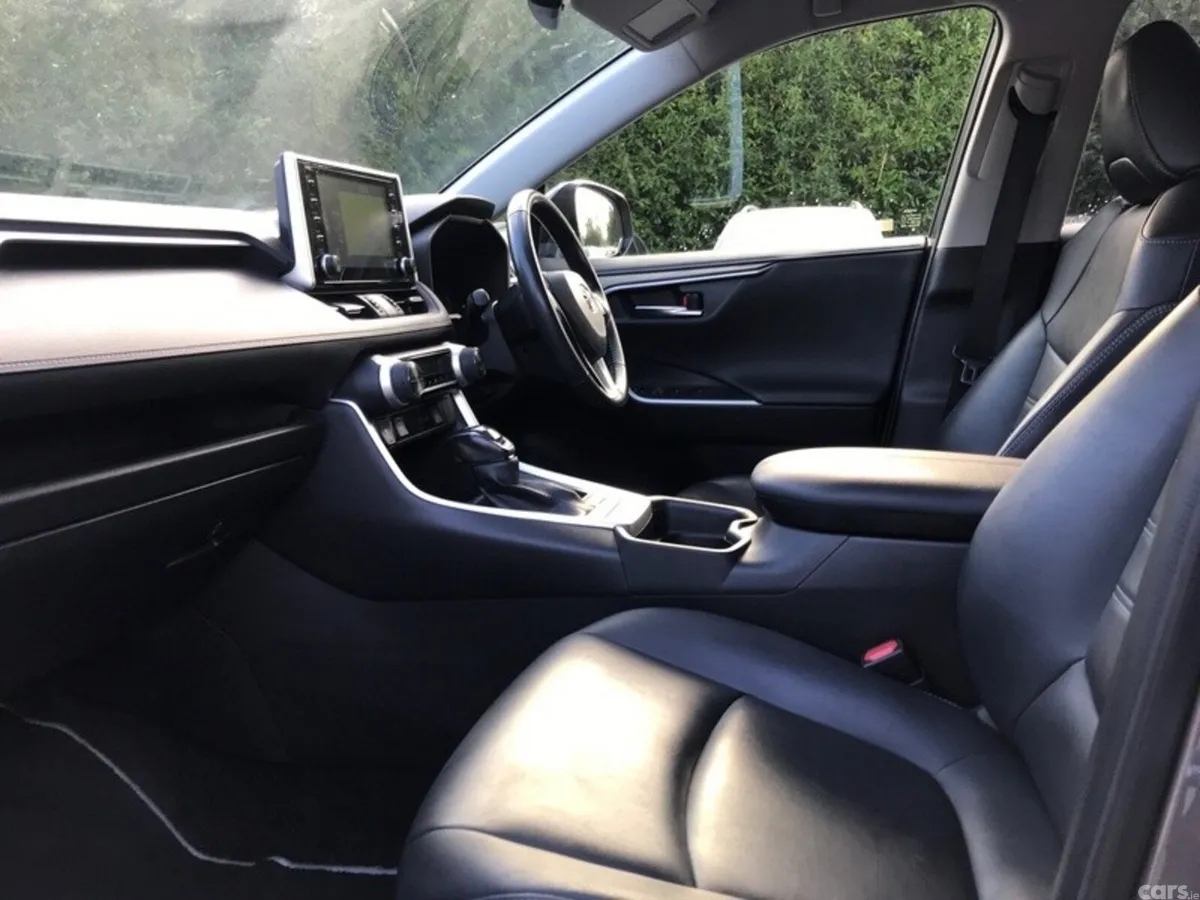 Toyota RAV4 SUV, Petrol Hybrid, 2021, Grey