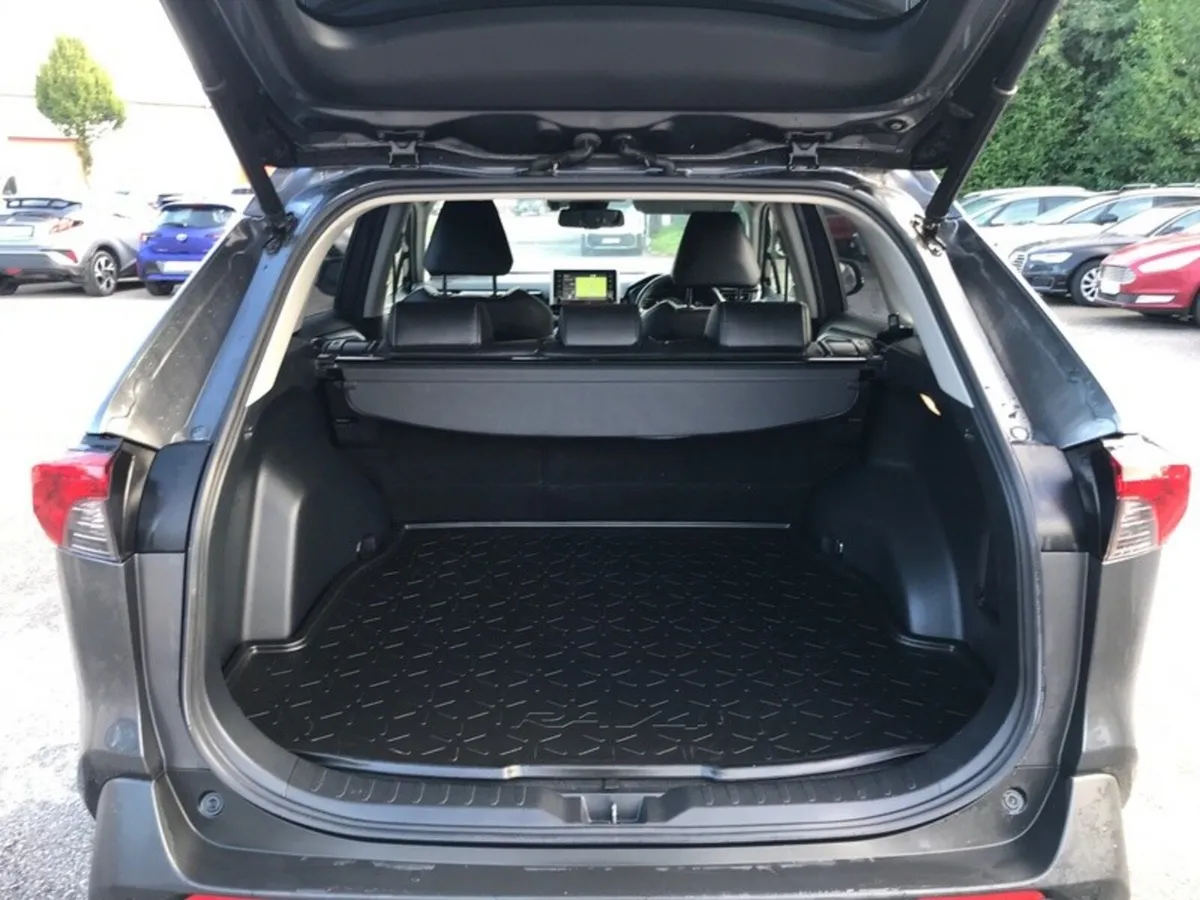 Toyota RAV4 SUV, Petrol Hybrid, 2021, Grey