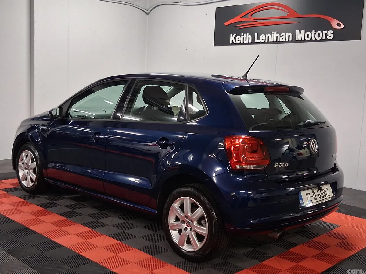 Volkswagen Polo Hatchback, Petrol, 2012, Blue