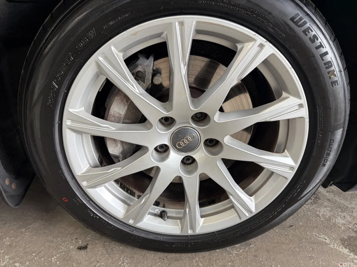 Audi A4 Saloon, Diesel, 2017, Grey