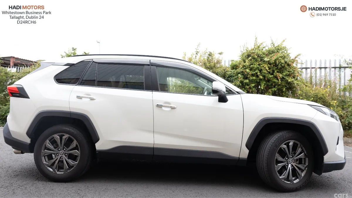 Toyota RAV4 SUV, Petrol Hybrid, 2022, White