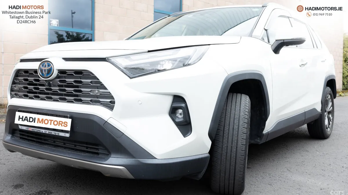 Toyota RAV4 SUV, Petrol Hybrid, 2022, White