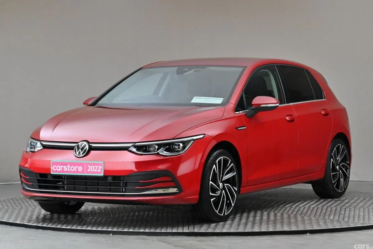 Volkswagen Golf Hatchback, Petrol Hybrid, 2022, Red