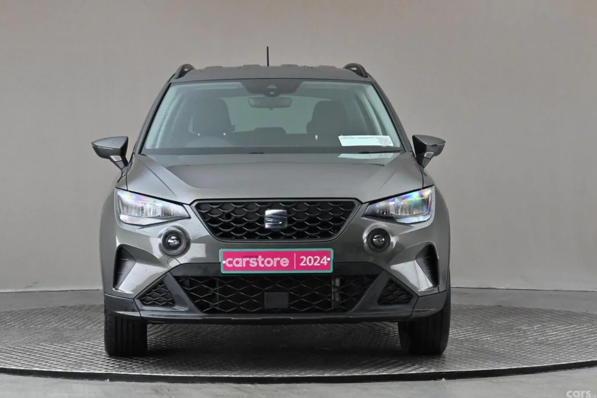 SEAT Arona SUV, Petrol, 2024, Green