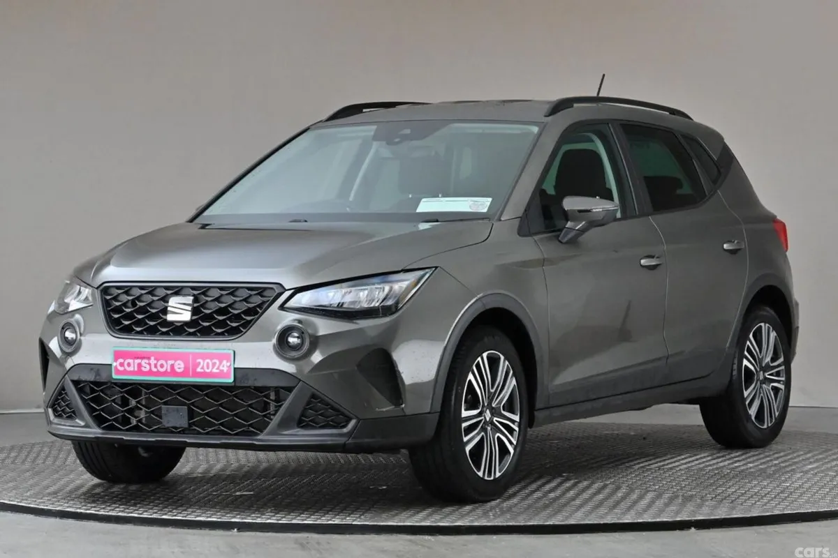 SEAT Arona SUV, Petrol, 2024, Green