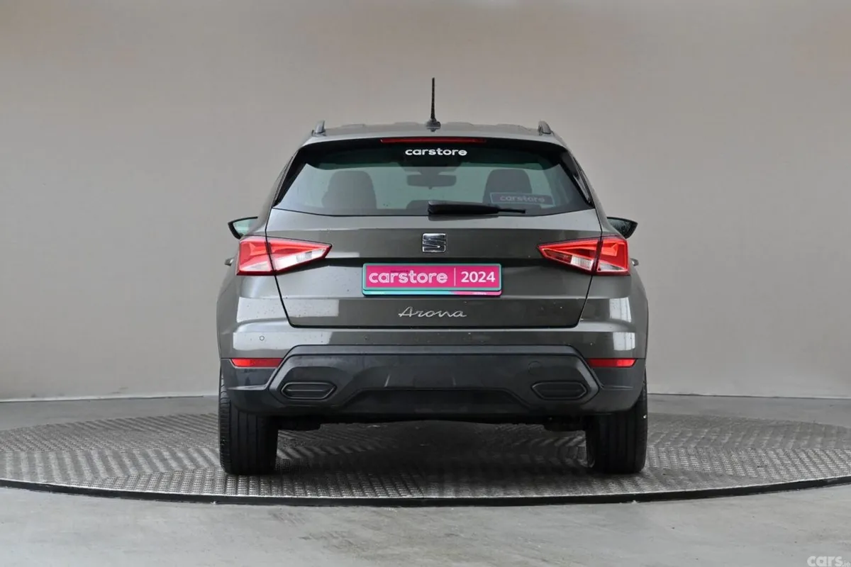 SEAT Arona SUV, Petrol, 2024, Green