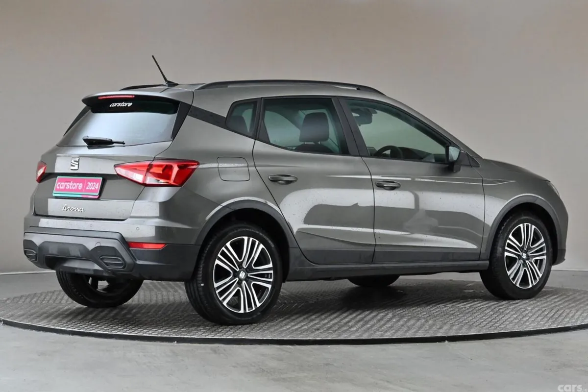 SEAT Arona SUV, Petrol, 2024, Green