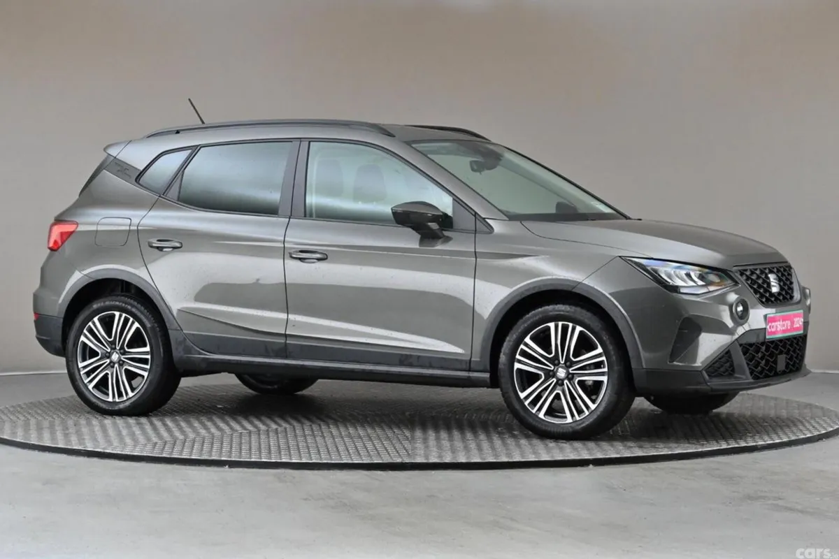 SEAT Arona SUV, Petrol, 2024, Green