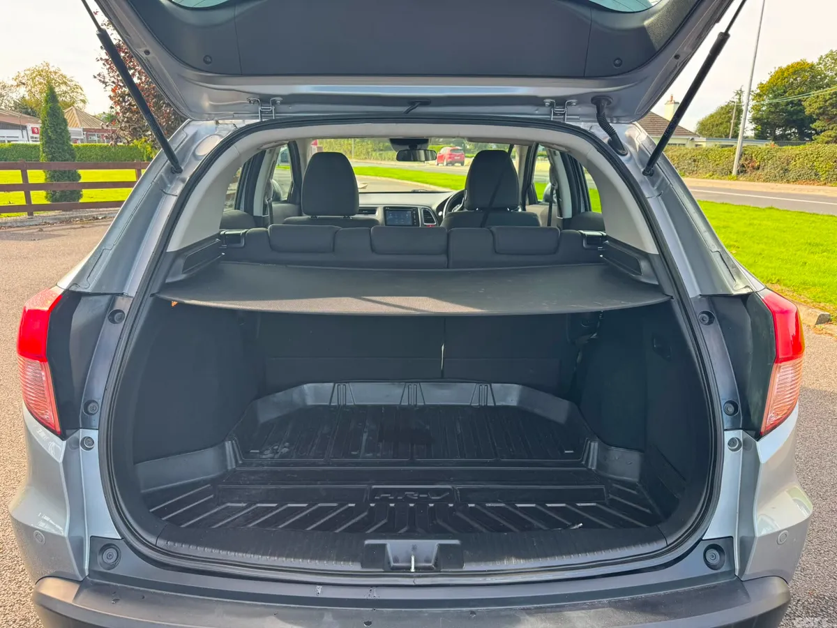 Honda HR-V SUV, Petrol, 2019, Grey
