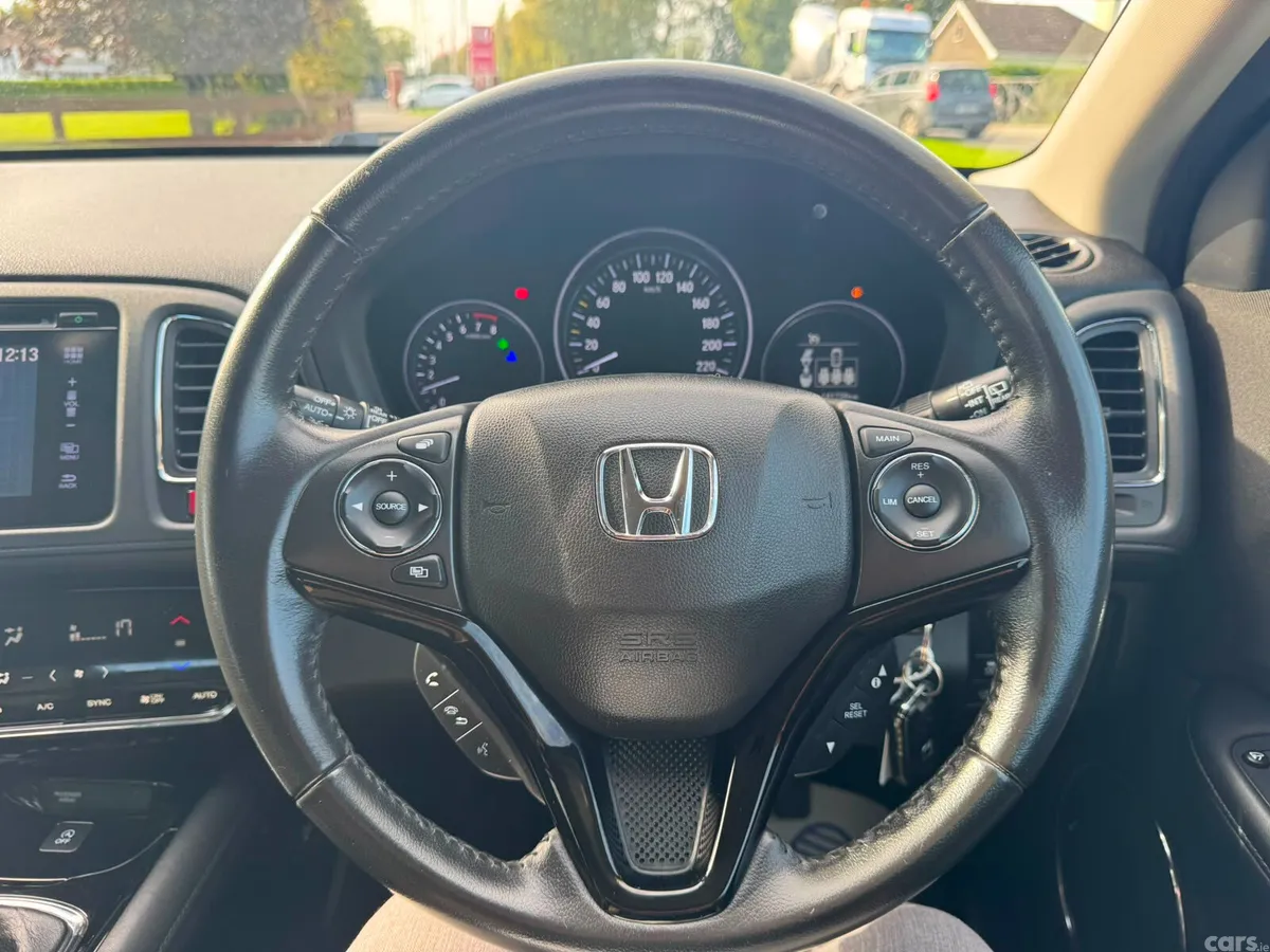 Honda HR-V SUV, Petrol, 2019, Grey