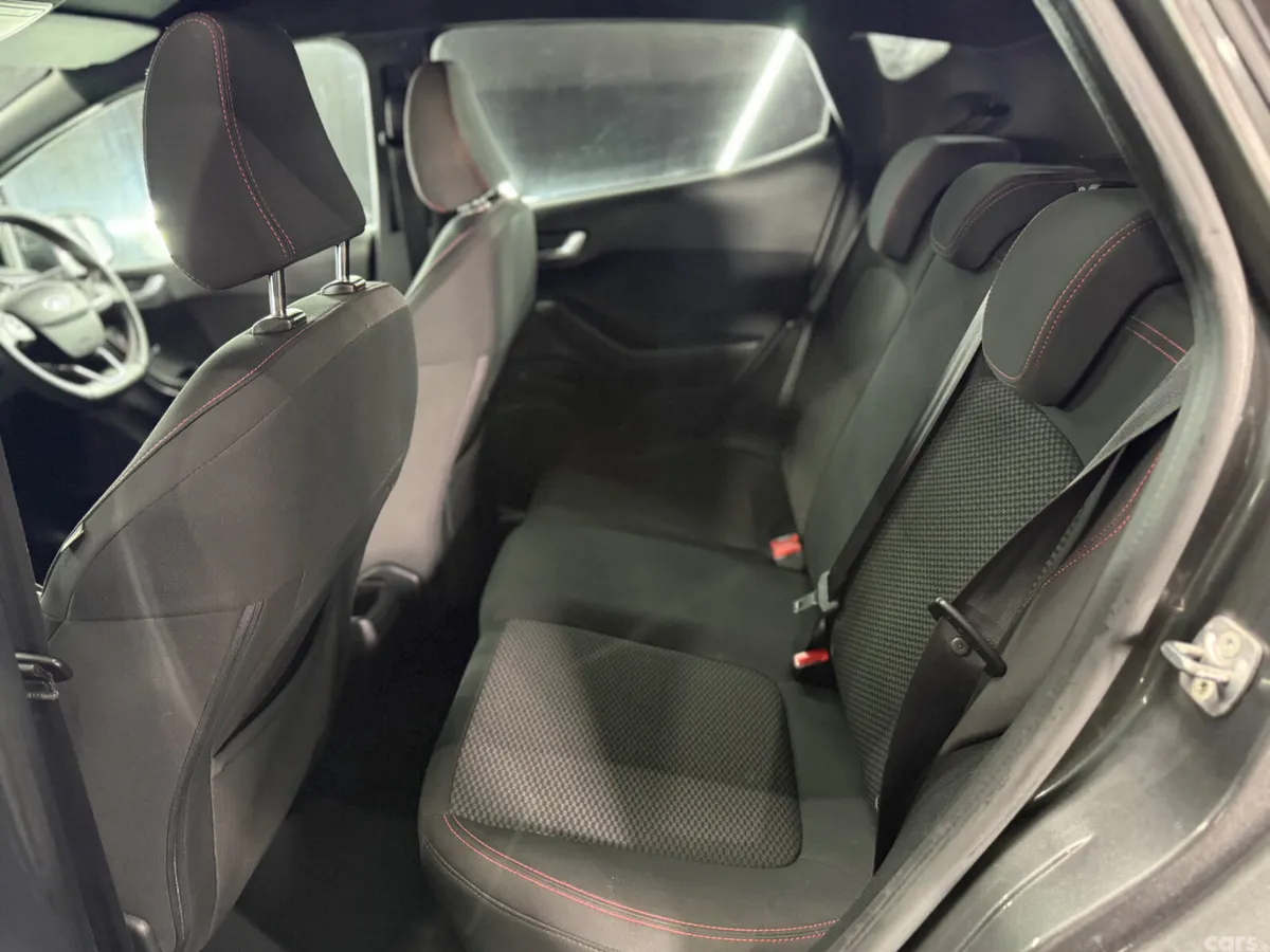 Ford Fiesta Hatchback, Petrol, 2019, Grey