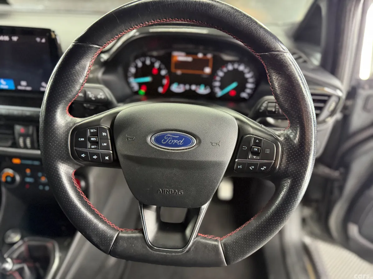 Ford Fiesta Hatchback, Petrol, 2019, Grey