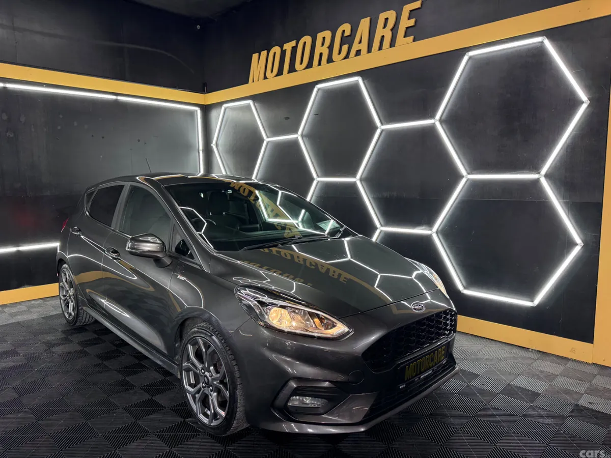 Ford Fiesta Hatchback, Petrol, 2019, Grey