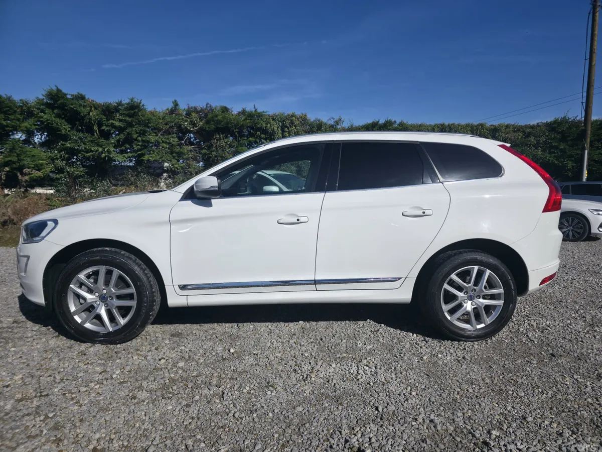 Volvo XC60 SUV, Diesel, 2017, White