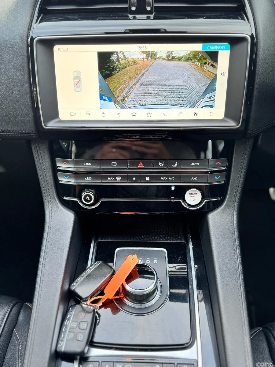Jaguar F-Pace SUV, Diesel, 2019, Grey