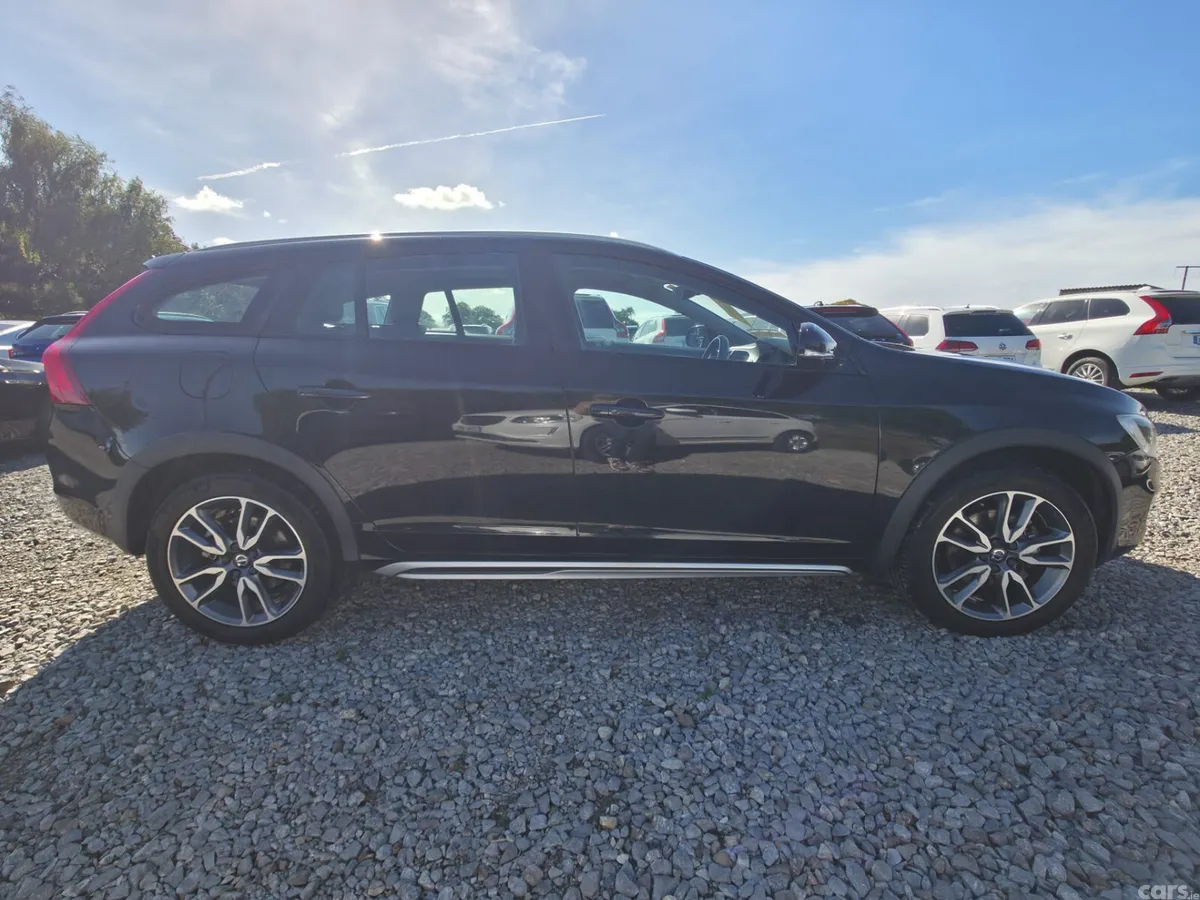 Volvo V60 Estate, Diesel, 2018, Black