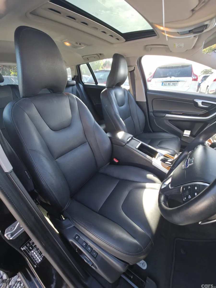 Volvo V60 Estate, Diesel, 2018, Black