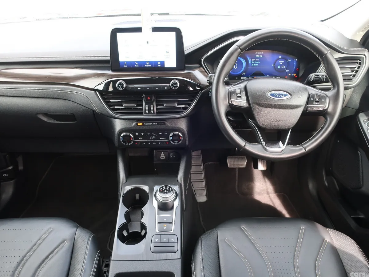 Ford Kuga SUV, Petrol Hybrid, 2023, Black