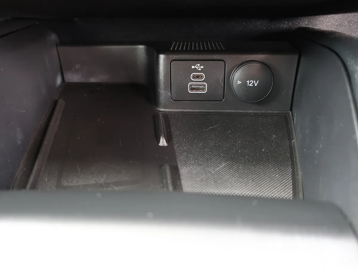 Ford Kuga SUV, Petrol Hybrid, 2023, Black