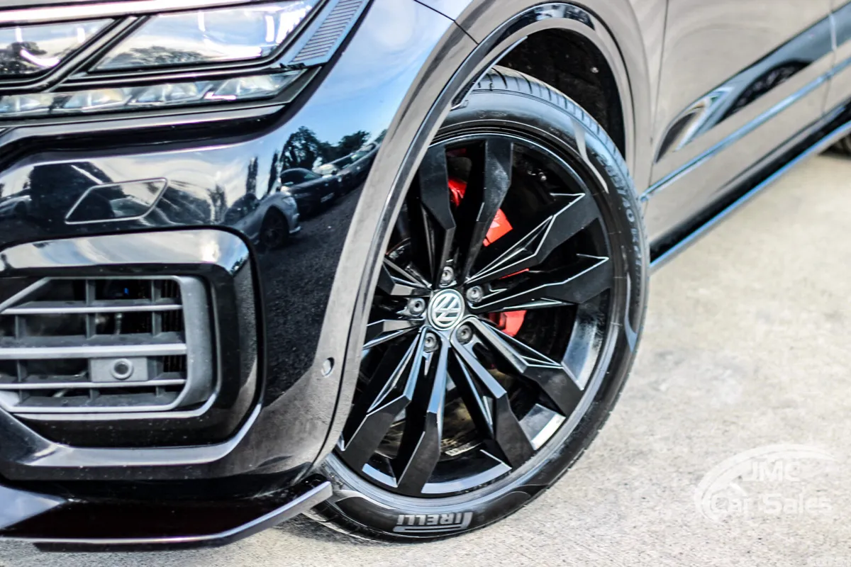 Volkswagen Touareg SUV, Diesel, 2020, Black