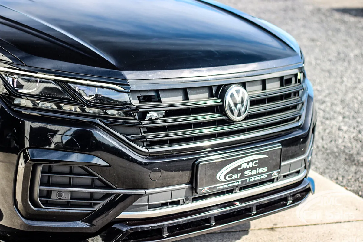 Volkswagen Touareg SUV, Diesel, 2020, Black