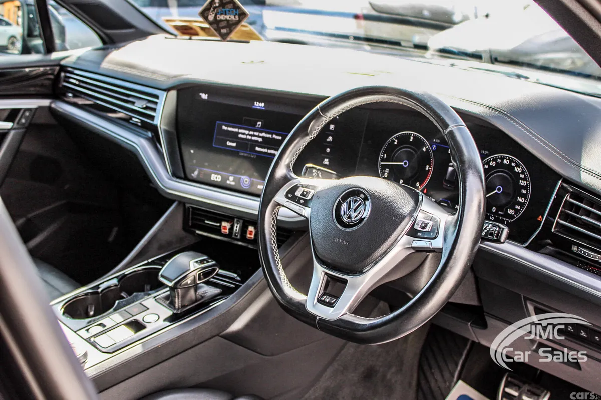Volkswagen Touareg SUV, Diesel, 2020, Black