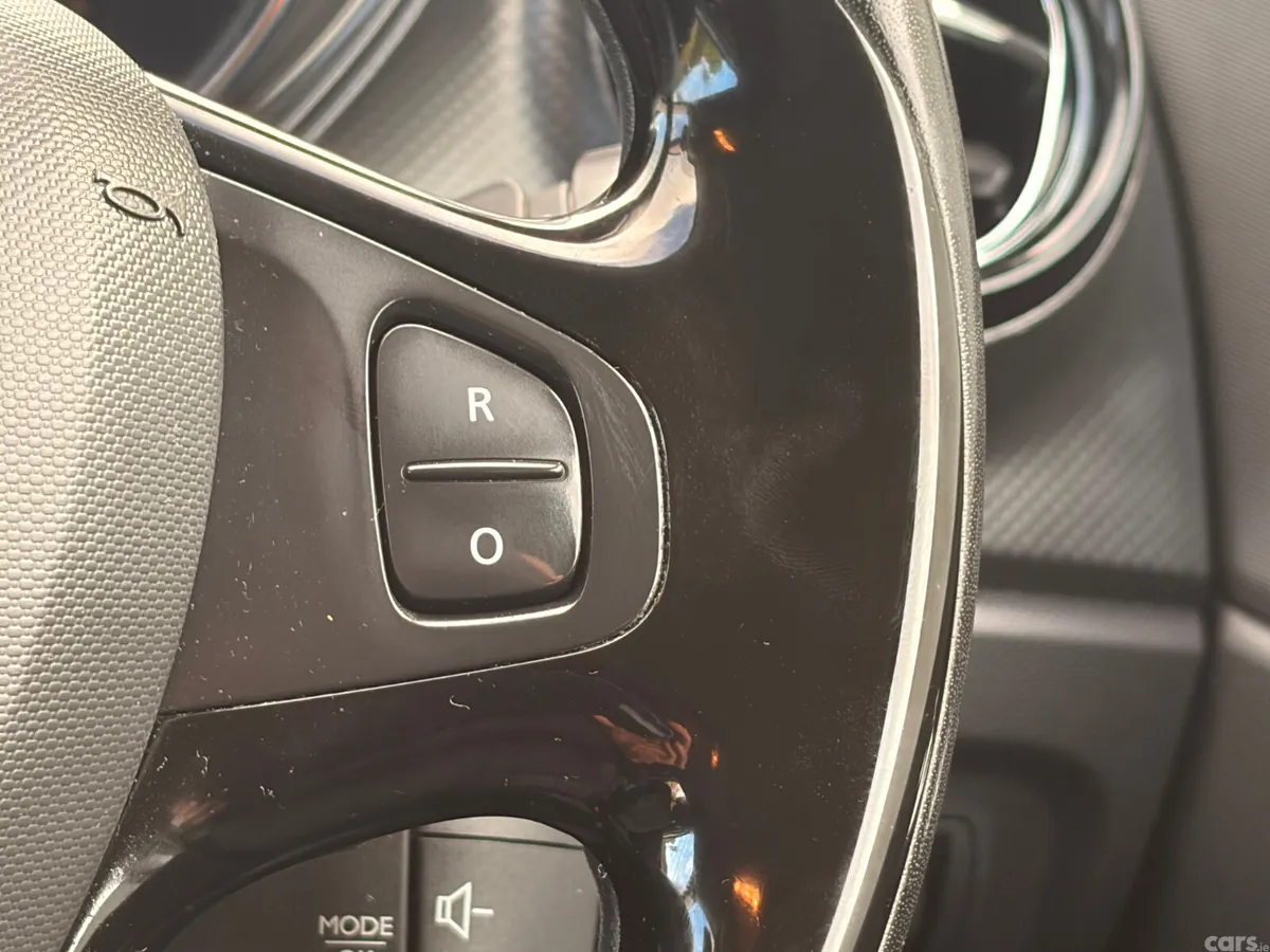 Renault Captur Hatchback, Diesel, 2015, Silver