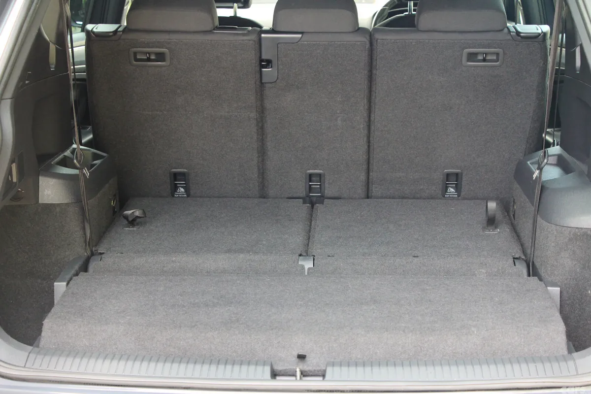 SEAT Tarraco MPV, Diesel, 2022, Grey
