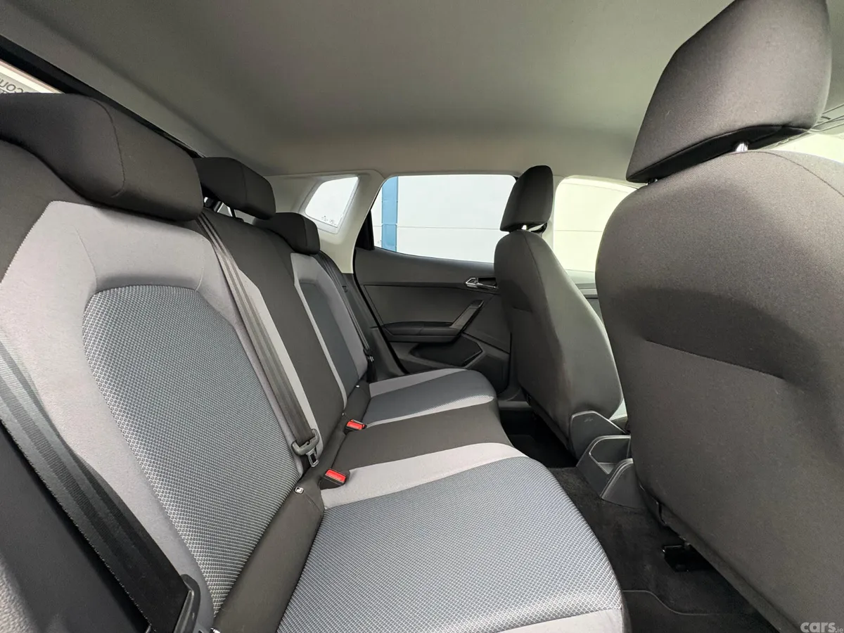 SEAT Arona SUV, Petrol, 2021, Black