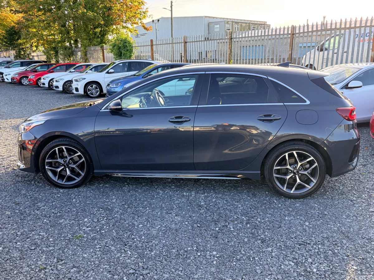 Kia Ceed Hatchback, Diesel, 2019, Grey