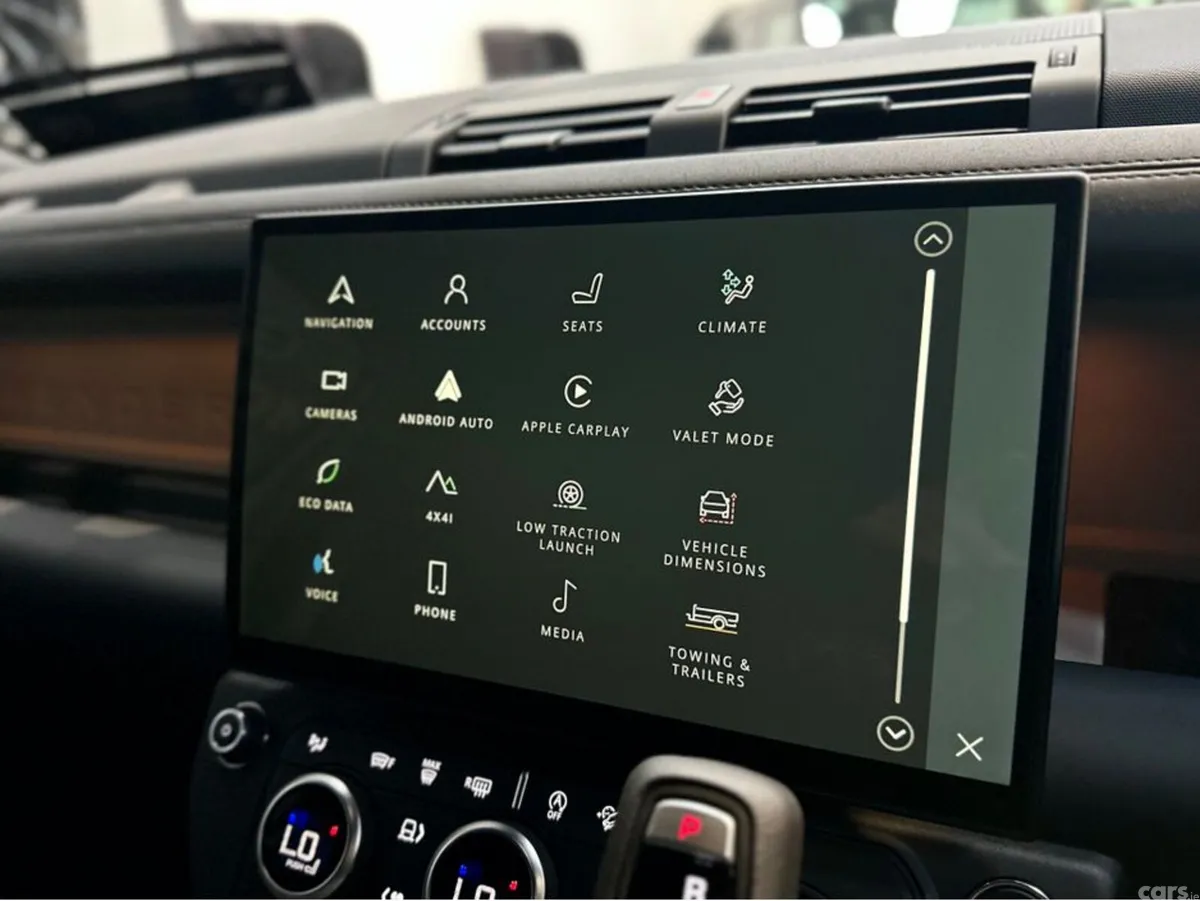 Land Rover Defender SUV, Diesel, 2026, Green