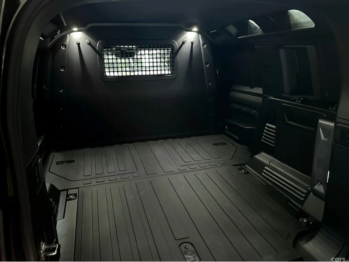 Land Rover Defender SUV, Diesel, 2026, Green