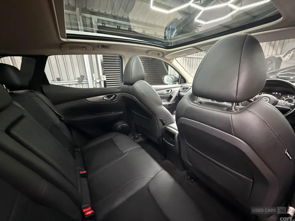 Nissan Qashqai SUV, Diesel, 2019, Blue